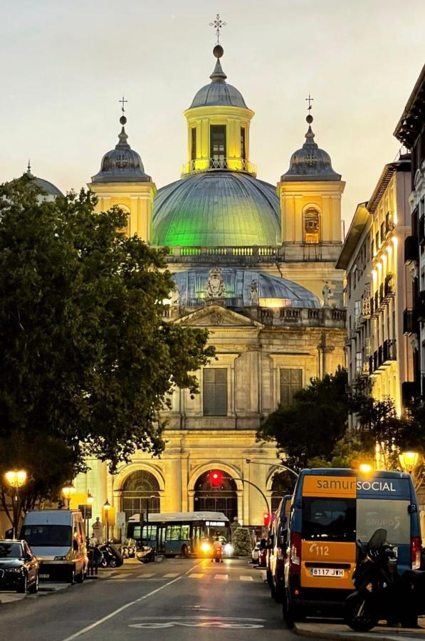Apartamento Estudio Plaza Mayor La Latina Sol Wi Fi Netflix AC Madrid Exterior foto
